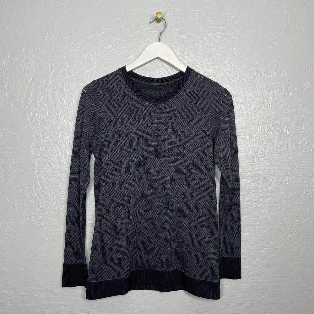 Lululemon Women 6 Swiftly Breathe Long Sleeve Vented Camo Asphalt Gray Black